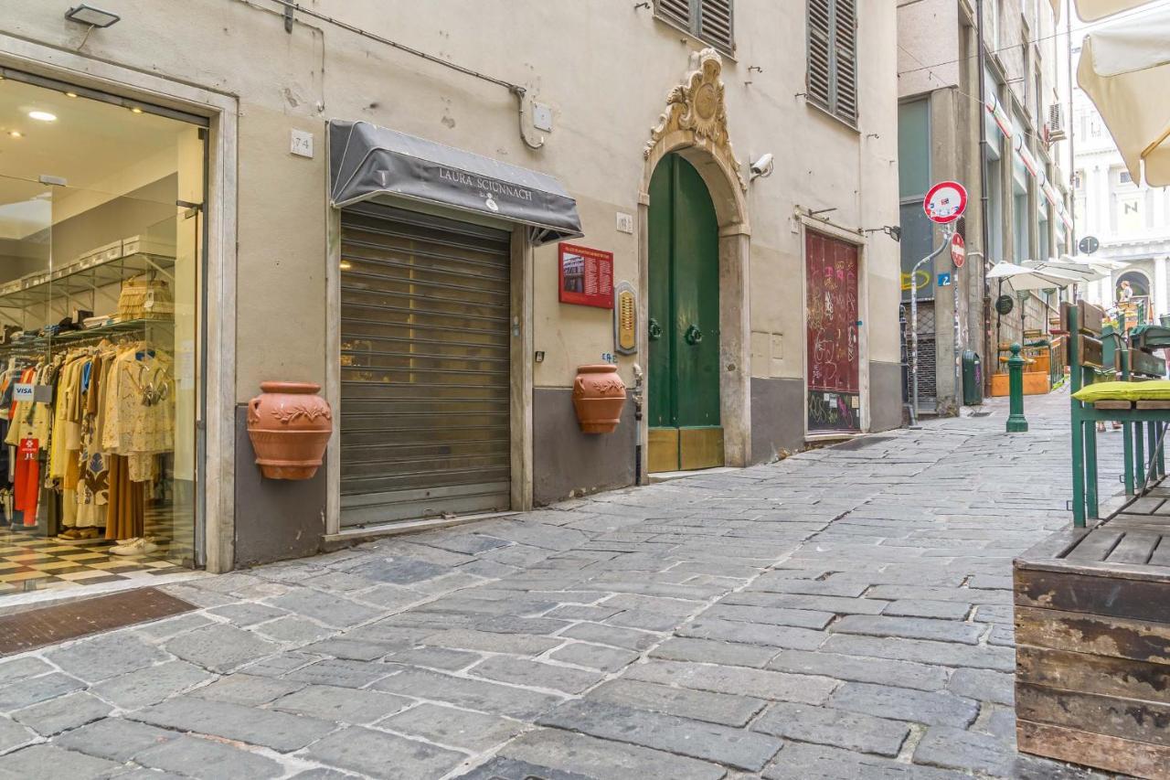 Mm De Ferrari Loft Genoa